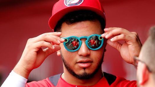 8-3. Ruiz debuta pegando jonrón en triunfo de los Dodgers