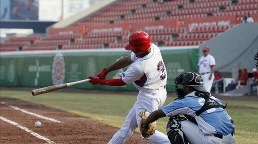 Correa y Lindor a por el premio al Novato del Año con una docena de juegos restantes