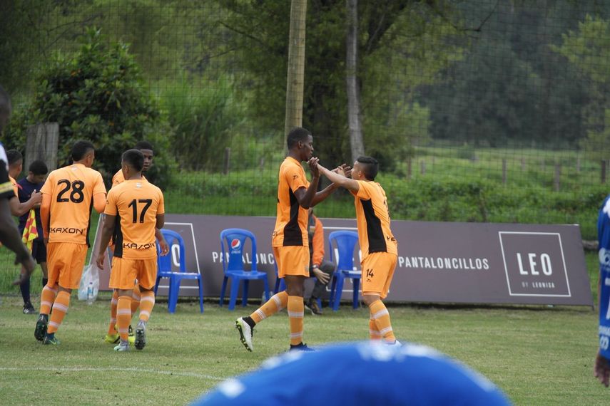 Panameño Joseph Cox jugará en el Envigado FC