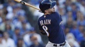 4-2. Braun jonronea, impone marca y acerca a los Cerveceros al comodín