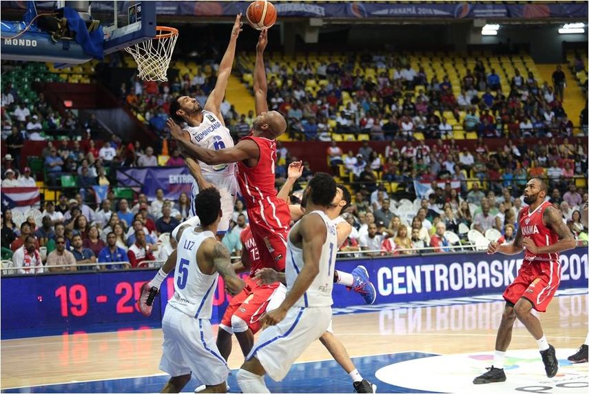 República Dominicana le gana la medalla de bronce a Panamá, en el último juego de Michael Hicks