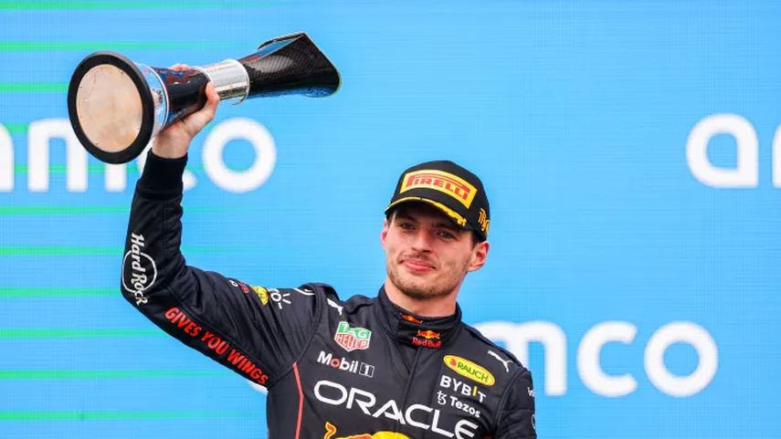 Verstappen remonta y gana en Hungría