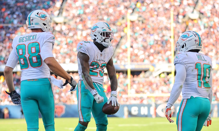 Dolphins vencen a los Bears 35 a 32