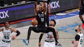 Nets, semifinales con toque de Big Three; Suns humillan a Lakers sin Davis