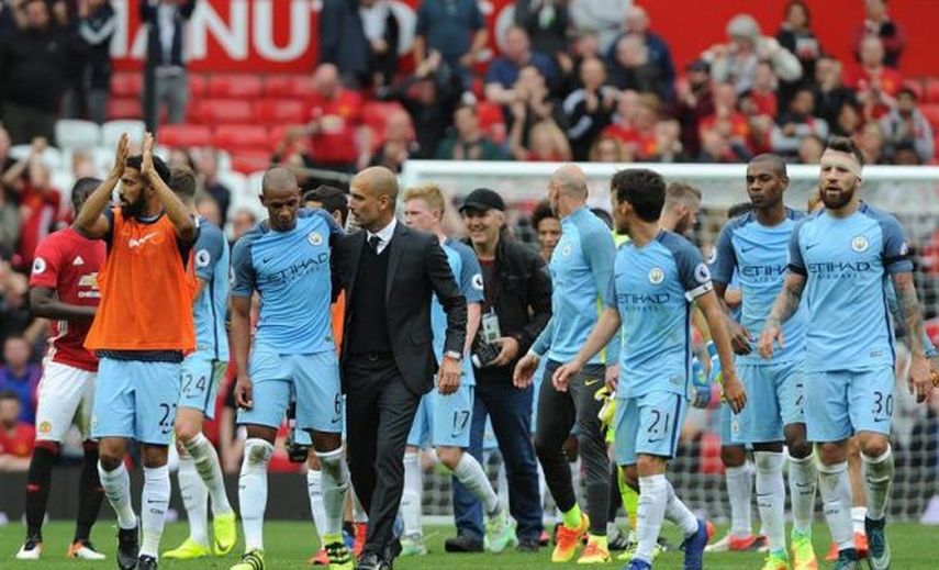 Guardiola gana el primer pulso a Mou, tropiezos del Barcelona y el PSG