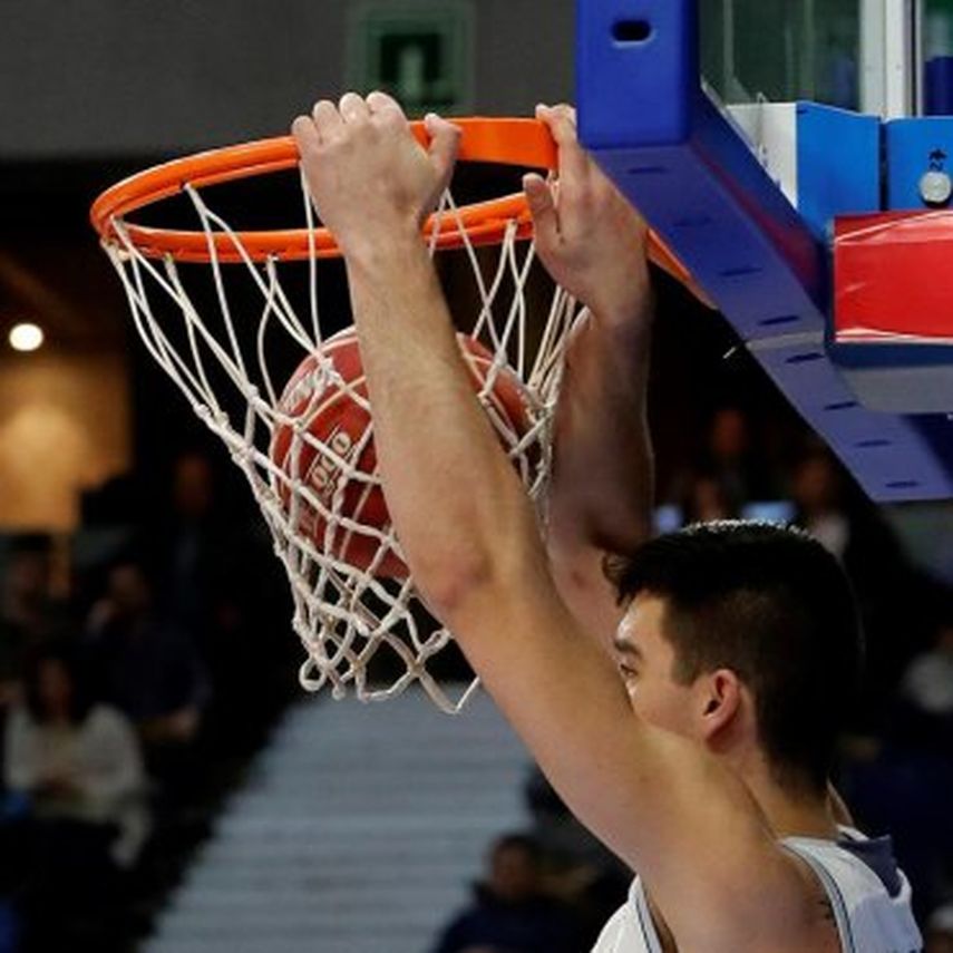 Knicks confían que Willy Hernangómez haga una gran pareja con Porzingis