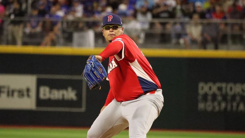 El derecho Ariel Jurado tiró cinco sólidos episodios sin permitirle carreras a los boricuas en su primera apertura en un Clásico Mundial. Foto: Cortesía/Fedebeis