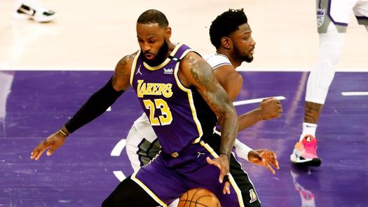 106-110. Los Kings endosan una derrota a los Lakers en el retorno de James