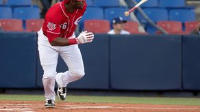 Grandes Ligas suspenden a ocho participantes en pelea entre Rojos y Piratas