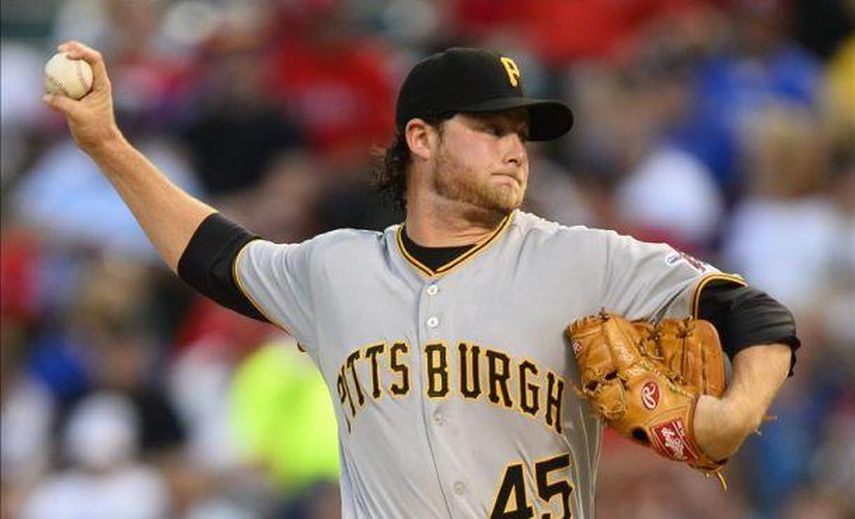 3-2. Cole controla desde la lomita y da a los Piratas un boleto a las finales