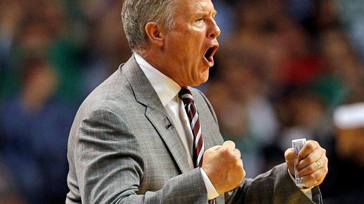 Los Sixers despiden al entrenador Brett Brown después de siete temporadas