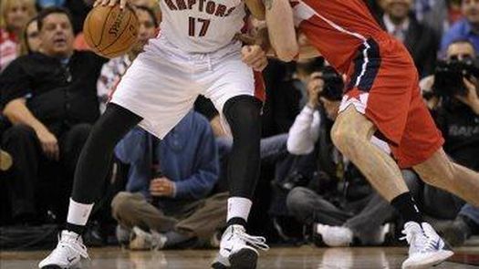 109-102. Valanciunas y DeRozan lideran la victoria de los Raptors