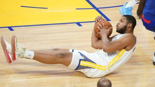 Antetokounmpo y Leonard, verdugos de Rockets y Warriors