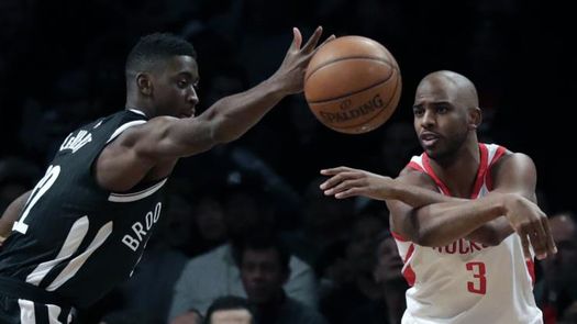 129-88. LeVert dirige a los Nets, que vencen a su ex jugador Russell