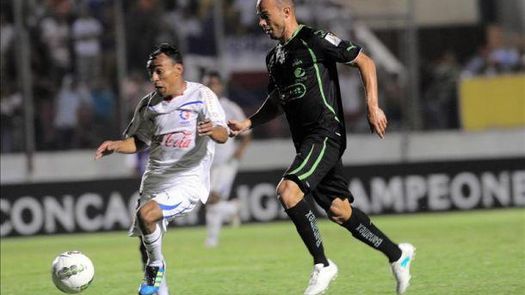 El delantero Carlos Ochoa reconoce molestia por el mal paso del Veracruz