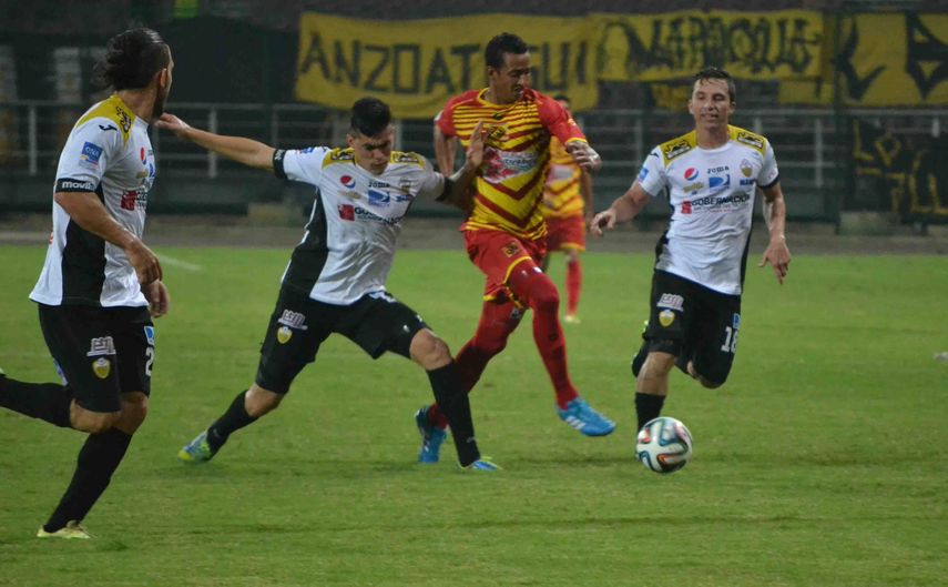 Rolando Escobar le dio el triunfo al Deportivo Anzoátegui sobre el Deportivo Táchira