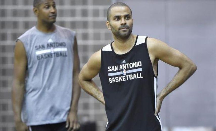 Parker firma una nueva extensión de contrato con los Spurs por varias temporadas