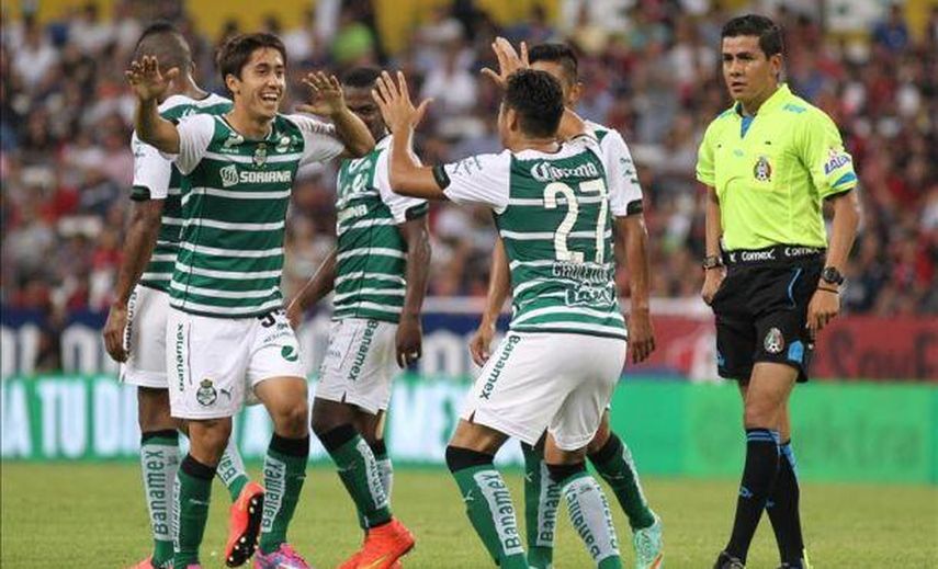 El Santos y el Puebla disputan final de la Copa del Apertura 2014