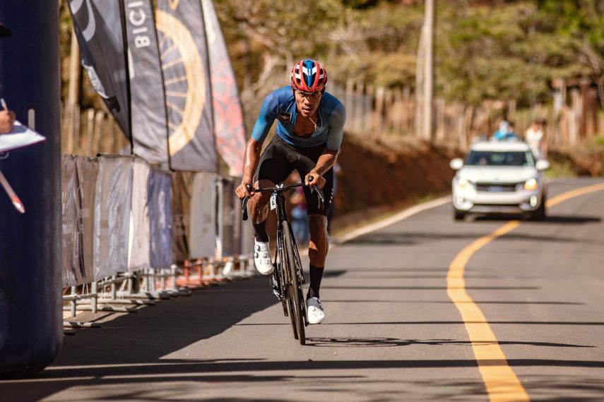 Christofer Jurado se coronó en la cronoescalada de la LEAPP