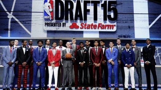 Los Timberwolves eligen a Towns, los Lakers a Russell y los Sixers a Okafor