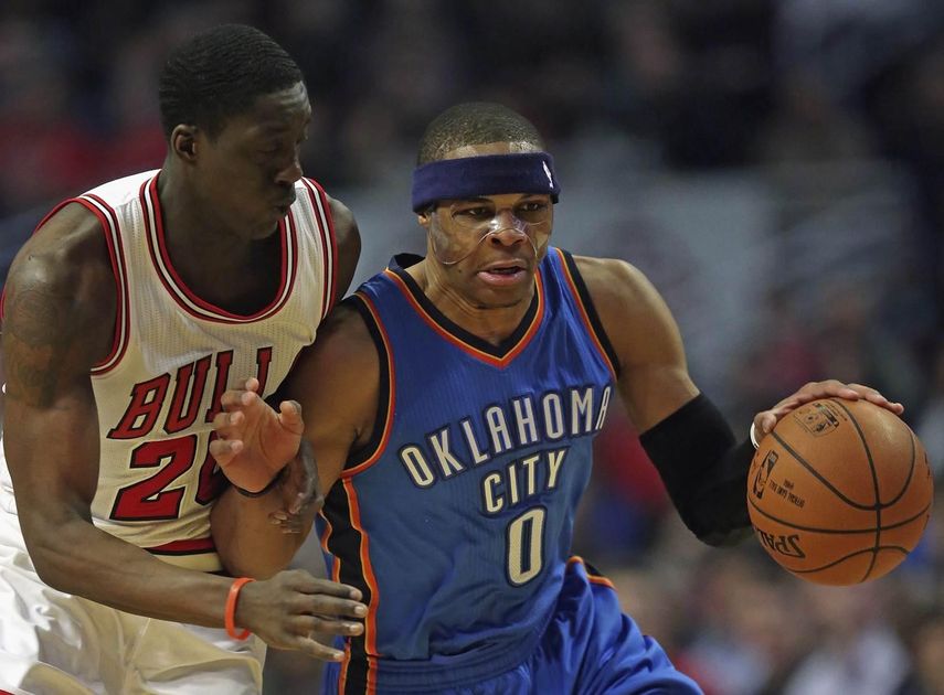 108-105. Mirotic, Gasol y Moore pudieron con los 43 puntos de Westbrook
