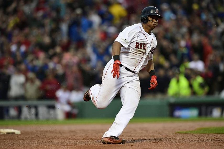4-2. El dominicano Devers sigue dando con su bate en el triunfo de los Medias Rojas sobre los Mellizos