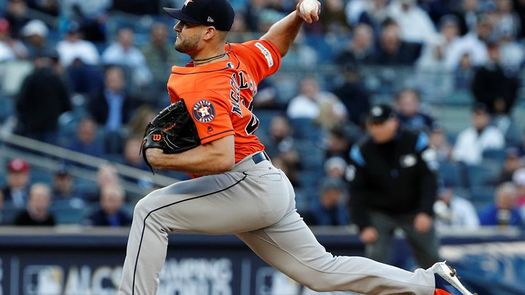 4-2. McCullers y Tucker se combinan y derrotan a los Atléticos