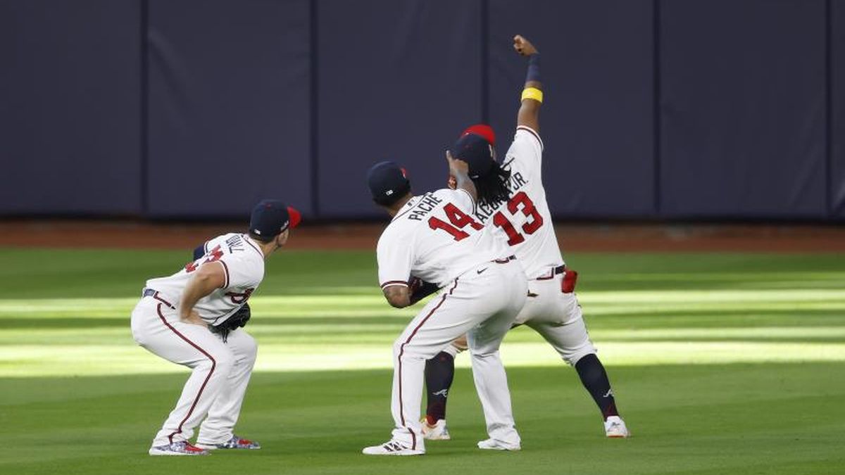 6-5. Adam Duvall pega cuadrangular y deja tendidos a los Rockies