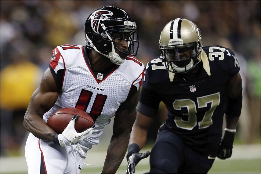 14-30. Jones encabezó el triunfo de Falcons, que buscan título de división