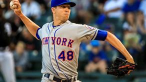 4-2. DeGrom sale lesionado pero dirige la victoria de los Mets