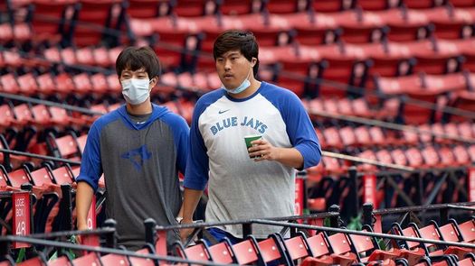 11-2. Ryu y Panik se combinan con los Azulejos y apalean a los Indios