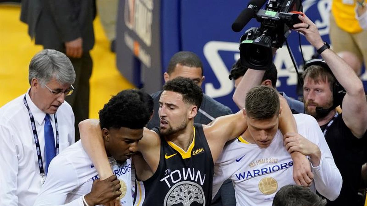 El escolta Klay Thompson no jugará esta temporada con los Warriors