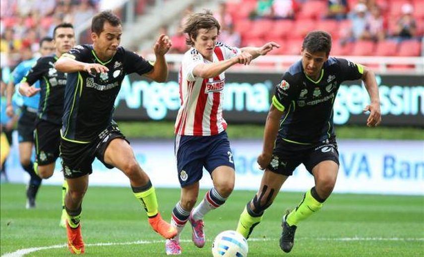 Herrera da oportunidad a Alanís y Venegas para amistosos con Chile y Bolivia