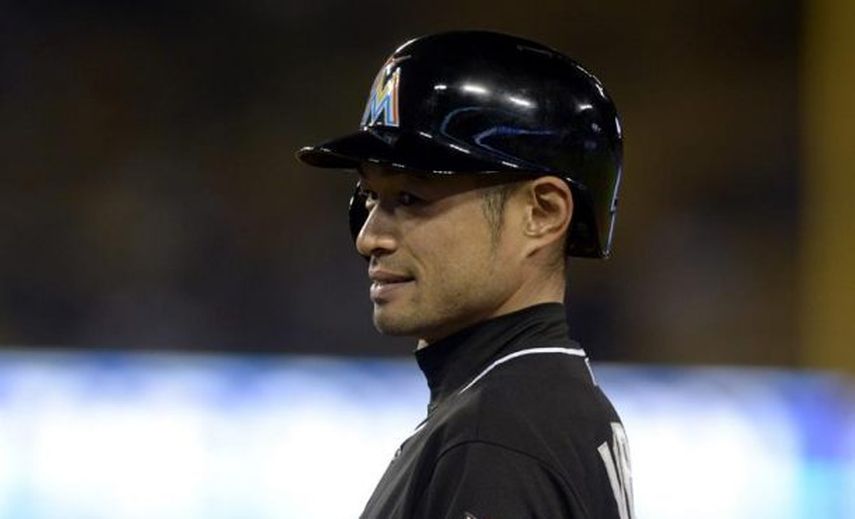 7-5. Suzuki guía a los Marlins en su partido 900 con al menos dos imparables