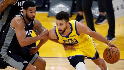 137-106.Stephen Curry vuelve a impresionar con 30 puntos en partidos seguidos