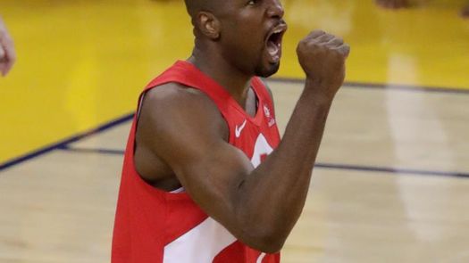 Ibaka, dominante con Raptors; Juancho regresa a Denver titular y protagonista