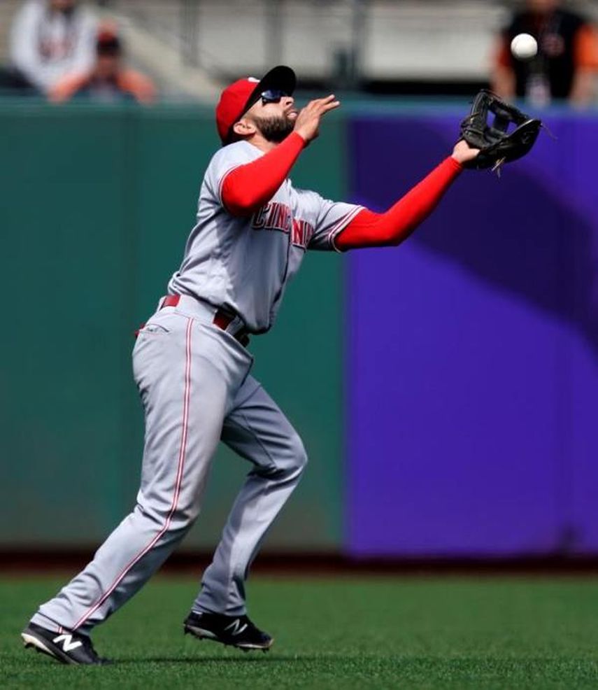 9-7. Peraza dirige con un jonrón el ataque de los Rojos frente a los Cerveceros