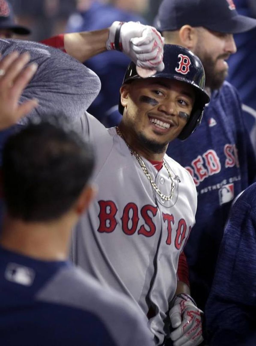 4-3. Betts pega un jonrón y marca la victoria de los Medias Rojas sobre los Mellizos