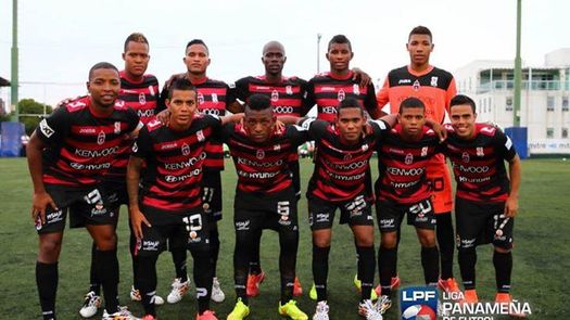 Inspiradora noche de Darwin Pinzón, lleva al Sporting SM al triunfo ante Alianza FC