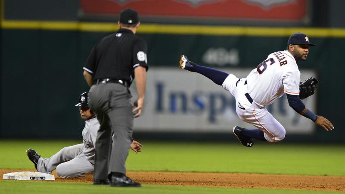 Villar pega el jonrón que rompe marca en las mayores; gana Carrasco