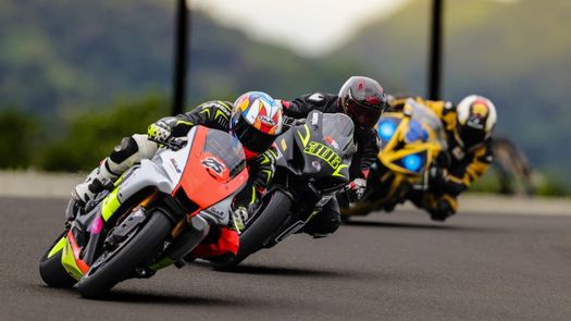 Competidores de diversos países se dieron cita en el campeonato nacional de Motovelocidad 2024 en Autódromo Panamá.