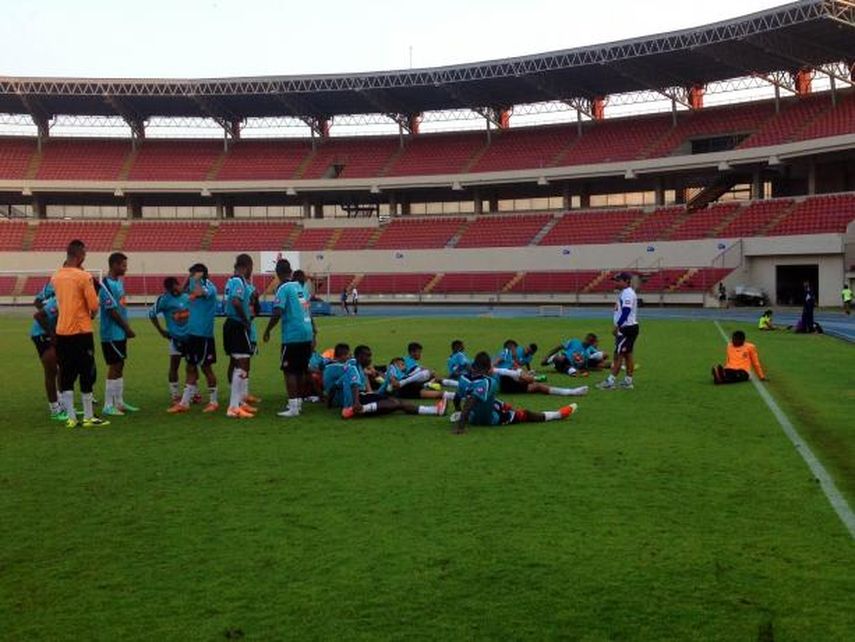 Pre-Selección Nacional Sub-20 cae en amistoso ante el Tauro FC