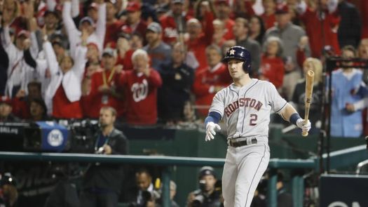 7-5. Bregman marca la victoria de los Astros, que son rechazados por los aficionados