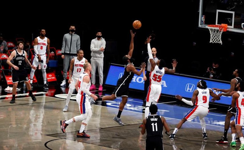 Nets y Bucks, no ceden en el Este; derrota sorpresa de Suns ante Pacers