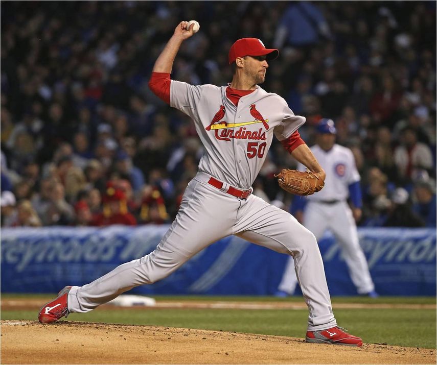 Wainwright le ganó EL duelo a Lester y lideró la blanqueada de Cardenales