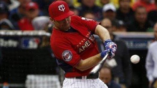4-3. Dozier jonronea y Buxton anota el triunfo de los Mellizos sobre los Vigilantes