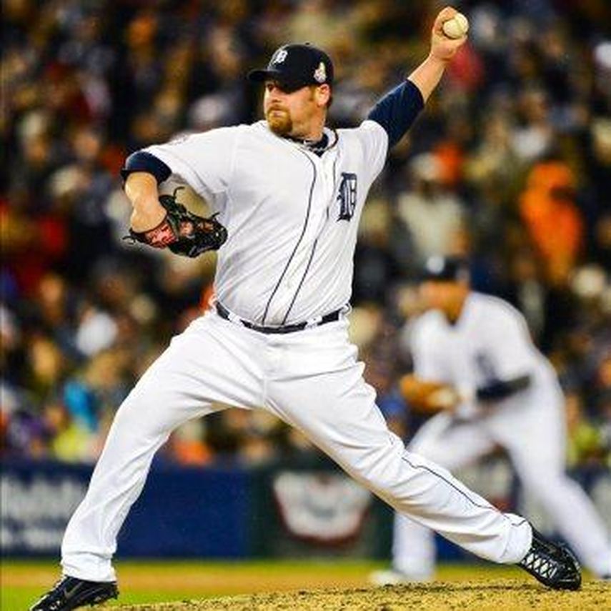 6-4. Martínez y Kinsler castigan a los Indios con sendos jonrones