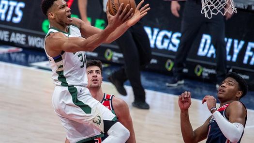 119-125. Ante los Wizards, Antetokounmpo consigue triple-doble y los Bucks siguen imparables