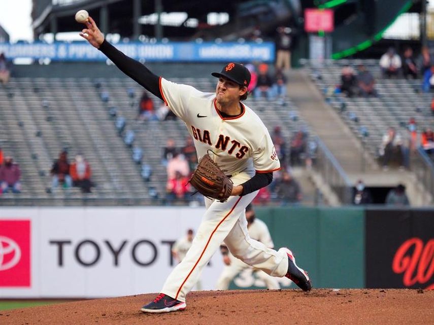 4-3. Gausman mantiene su invicto al vencer a los Cachorros