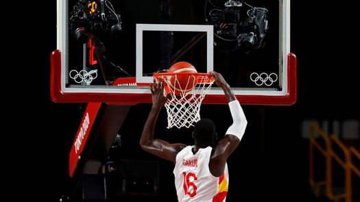 Garuba vuelve a mostrar su clase bajo los aros de Rockets con ocho rebotes Garuba vuelve a mostrar su clase bajo los aros de Rockets con ocho rebotes